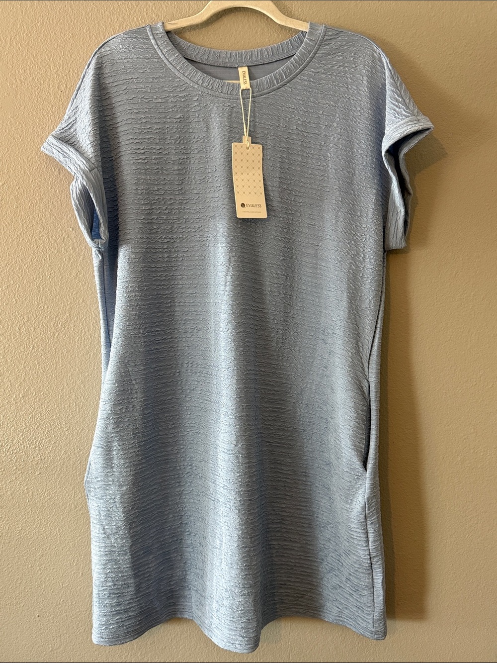 Evaless Light Blue Textured Short Sleeve Shift Dress Large